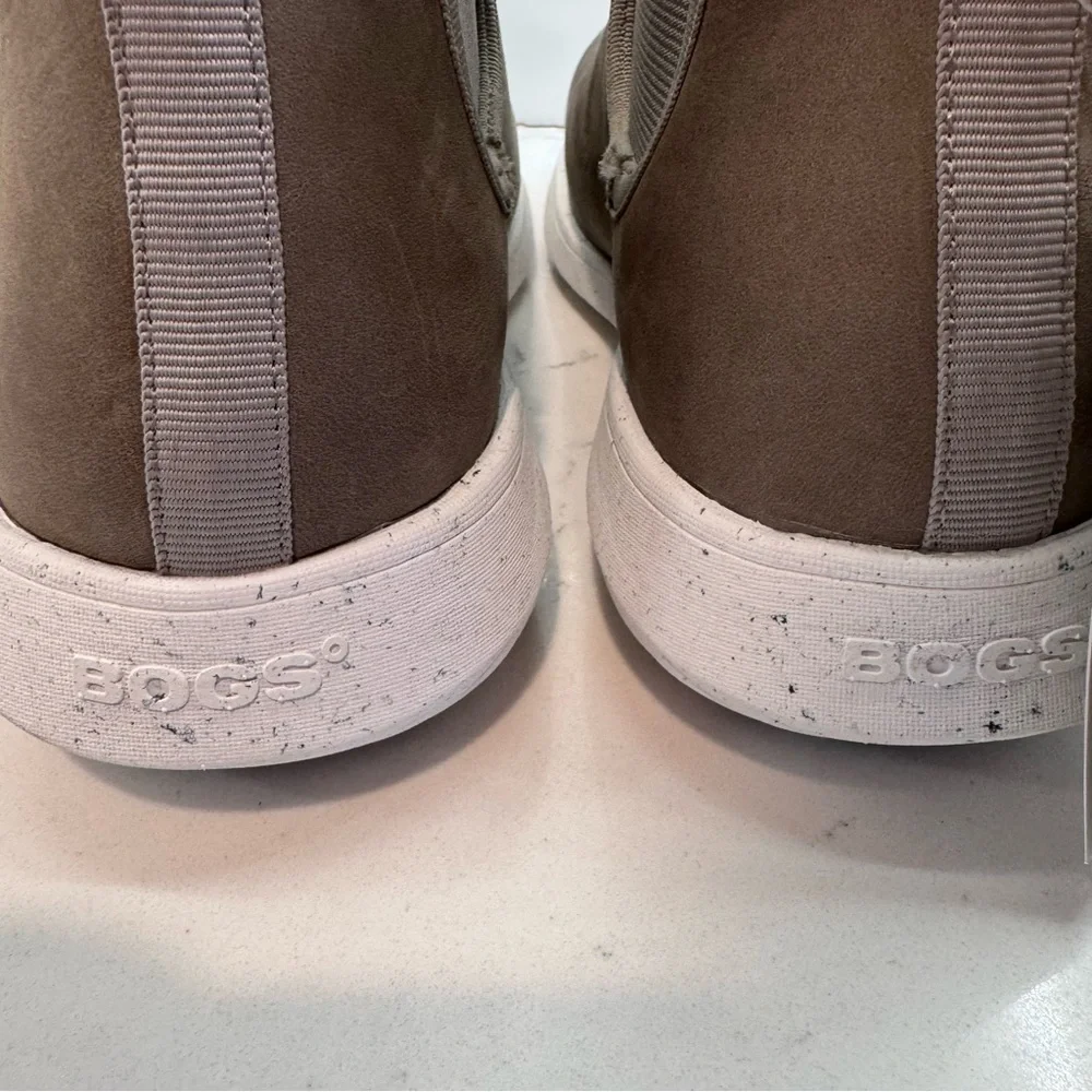 Bogs cypress Chelsea work boot waterproof comp toe women’s size 9.5 taupe brown